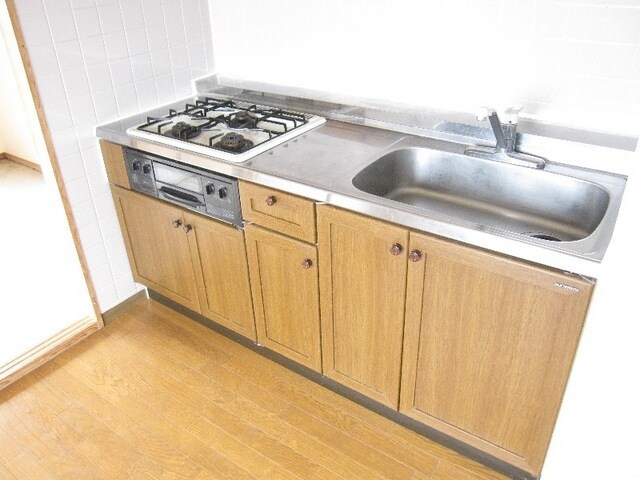 物件内観写真5　(★システムキッチン★)