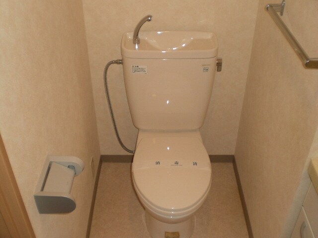 物件内観写真8　(★キレイなトイレ★)