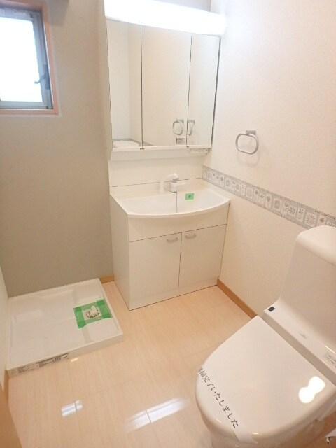 物件内観写真24　(洗面所)