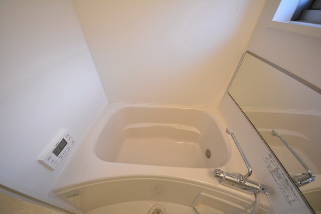 物件内観写真5　(バスルーム)