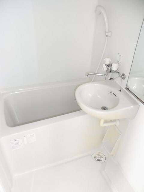 物件内観写真9　(バスルーム)