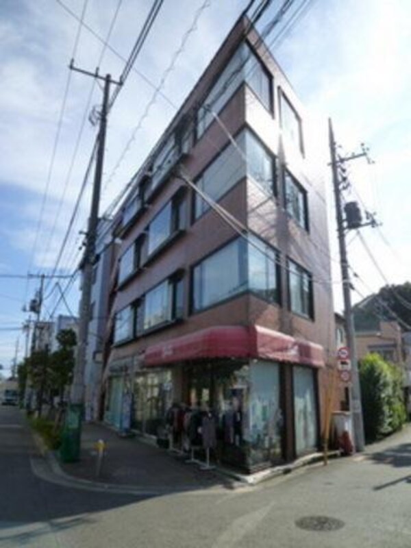 外観(★駅近のマンションです★)