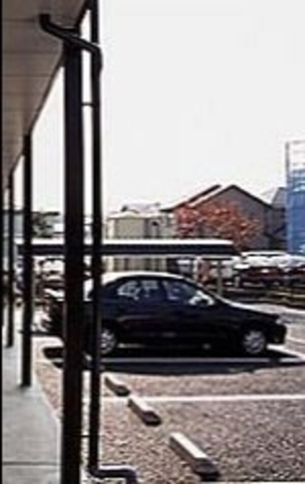 駐車場(設備・仕様は号室により異なる為、現況を優先致します。)