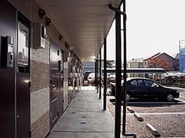 ロビー(設備・仕様は号室により異なる為、現況を優先致します。)