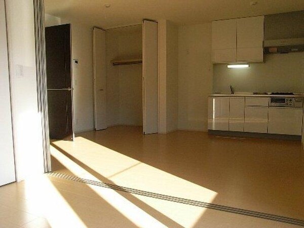 リビング・居室(シャッター雨戸付)