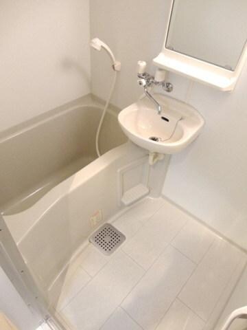 物件内観写真12　(★バストイレ別です★)