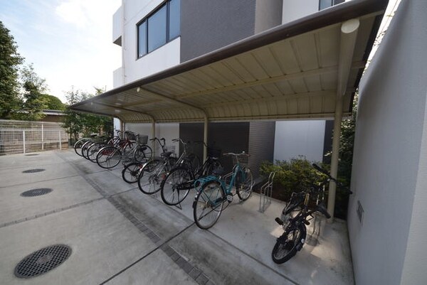 共有部分(★屋根付き駐輪場スペースです★)