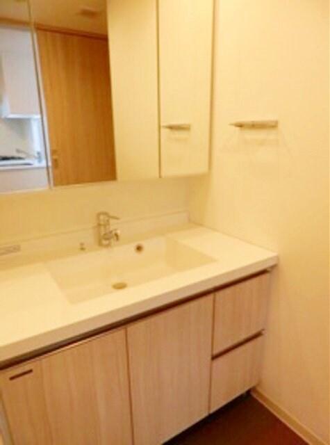 物件内観写真6　(★独立洗面台★)