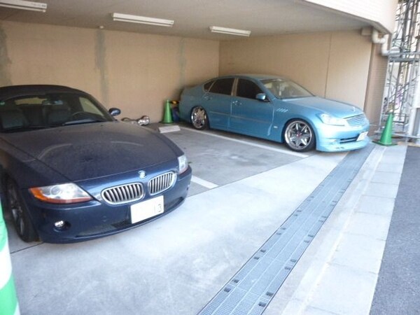 駐車場(★駐車場スペースです★)