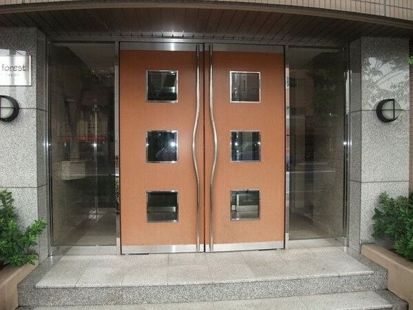 エントランス(★お洒落なエントランスです★)