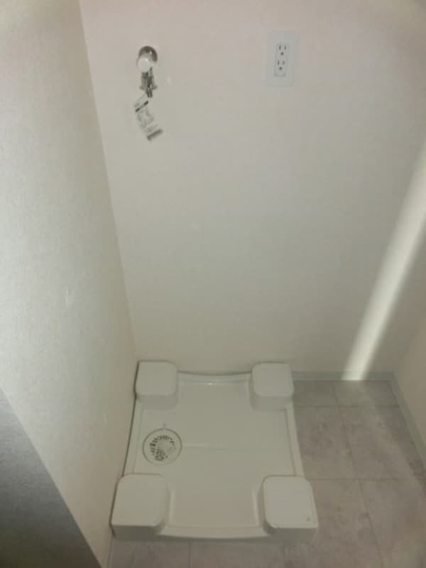 その他(室内洗濯機置き場)