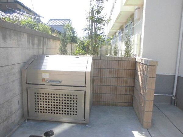 共有部分(ゴミ置場)