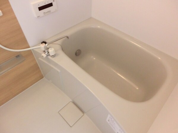 バス／シャワールーム等(経済的な追い焚きバス★)