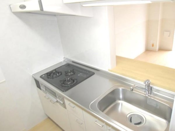 キッチン(★システムキッチン３口★)