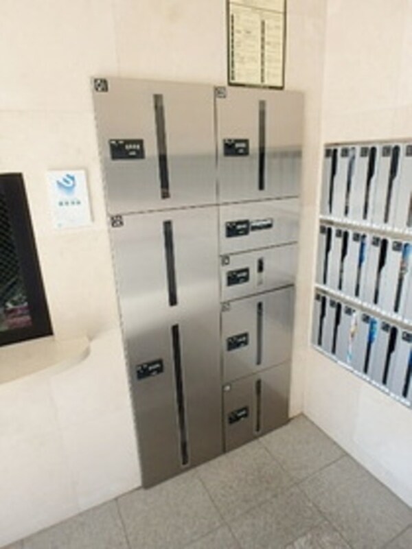 エントランス(★宅配ボックス★)