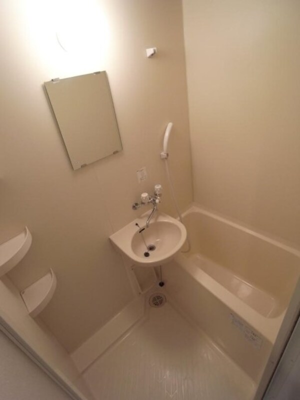 バス／シャワールーム等(洗面)