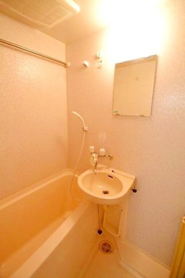 バス／シャワールーム等