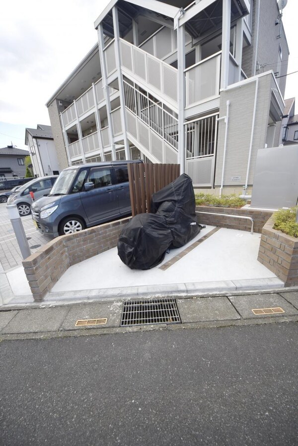 駐車場(駐車場)