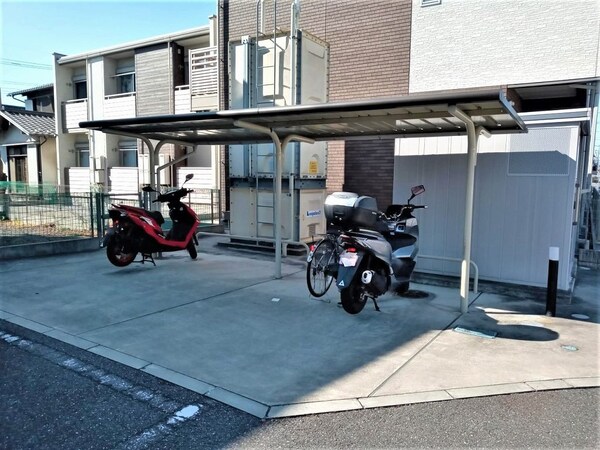 その他(自転車置き場)