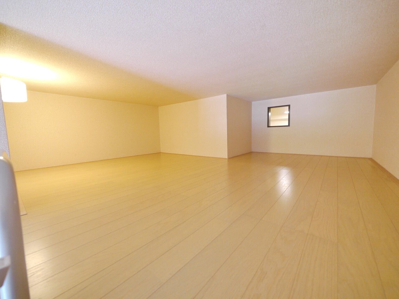 物件内観写真4　(収納)