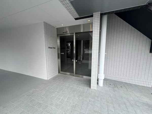 エントランス(エントランス)