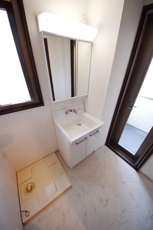 洗面(洗面台も二面鏡タイプ★)