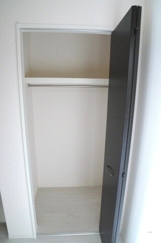 物件内観写真8　(収納)