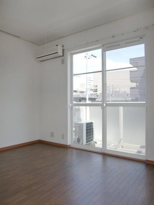 リビング・居室(明るいお部屋です。)