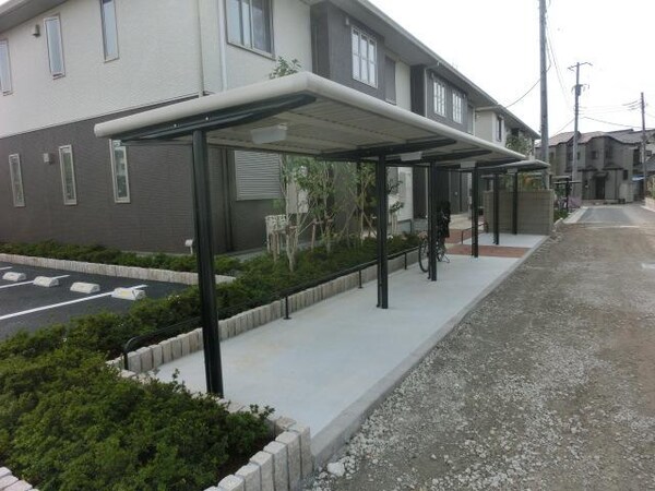 共有部分(屋根付き駐輪場)