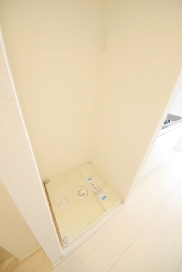 設備(防水パン付き洗濯機置き場)