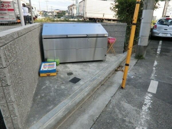 共有部分(敷地内ごみ置き場)