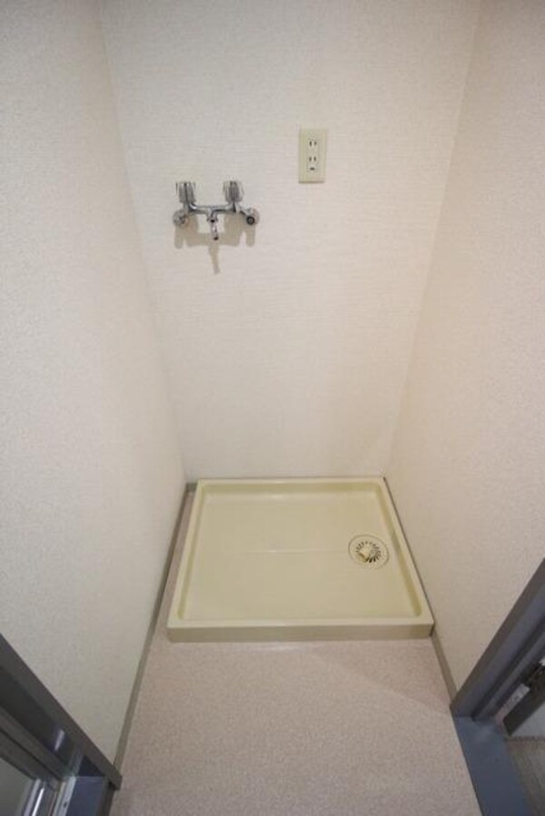 その他(室内洗濯機置き場)