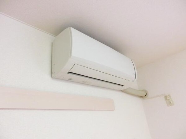 設備(嬉しいエアコン付)