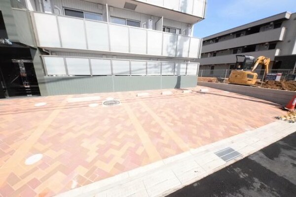 駐車場(駐車場です)