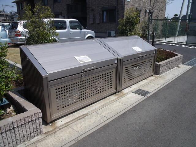 物件内観写真17　(ゴミ捨て場)