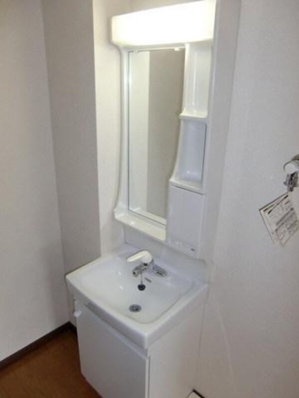 洗面(忙しい朝の身支度に嬉しい独立洗面台。)