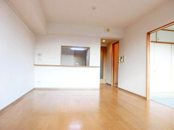 リビング・居室(広々13.8帖のＬＤＫです)