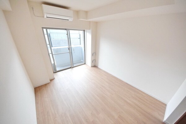 リビング・居室(広々した居室)