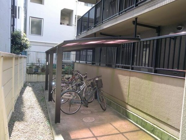 共有部分(★屋根付き駐輪場です★)