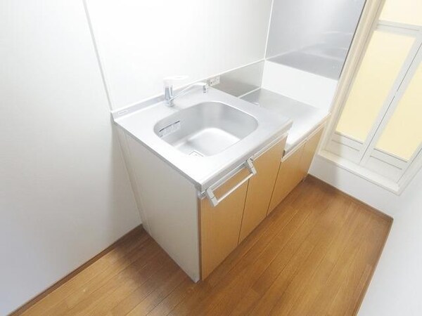 キッチン(お部屋探しは株式会社　タウンハウジング　までお気軽にお問合…)