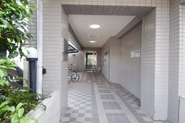エントランス(外観・共用設備)