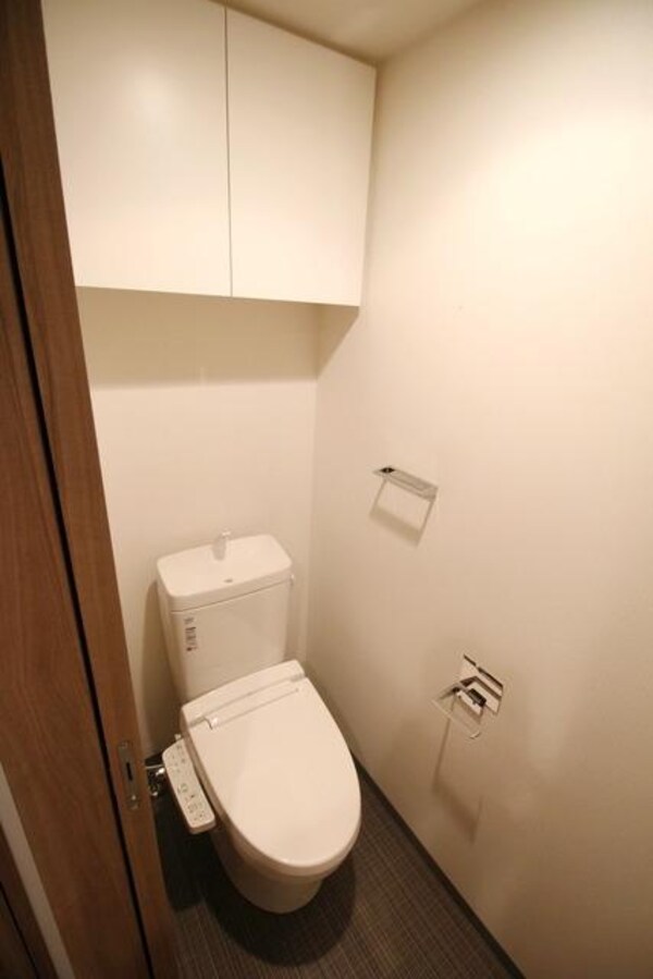 トイレ(お部屋探しは株式会社　タウンハウジング　までお気軽にお問合…)