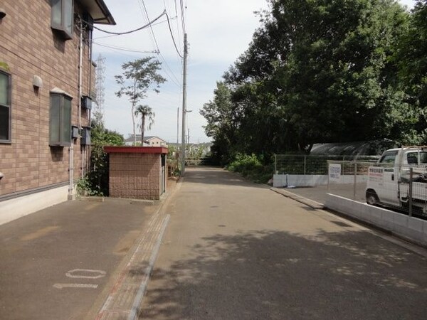 その他(物件の前の道路)