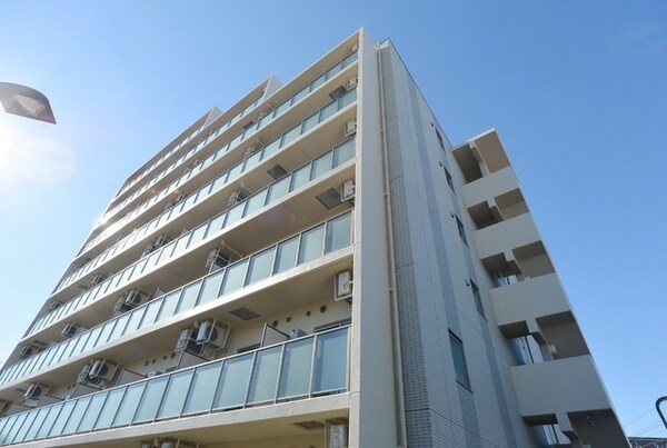 外観(★利便性の高い陽当りの良い立地です★)