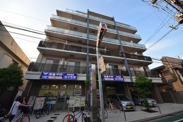 外観(★駅から近くて生活便利★)