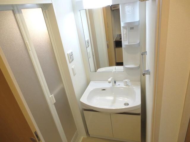 物件内観写真12　(★洗面所★)