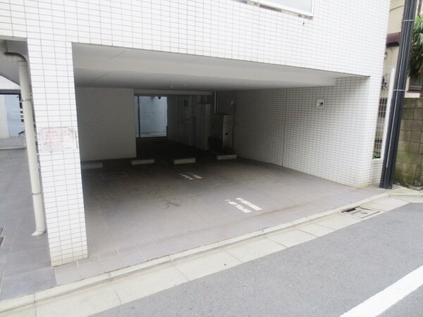 駐車場(★駐車場★)