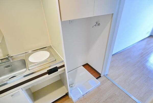 洗面(★暮らしに便利な室内洗濯機置き場★)