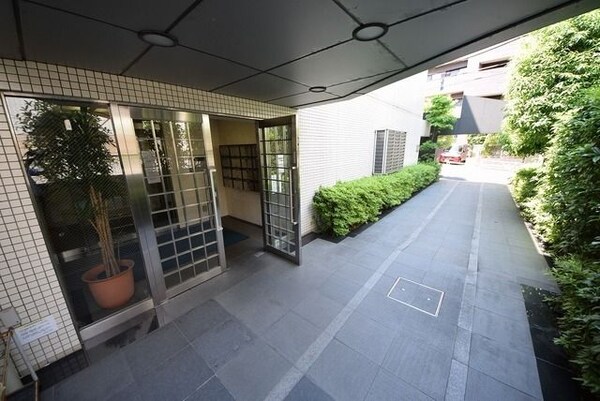 その他(タウンハウジングレジデンス事業部　恵比寿店・赤坂店までお問…)