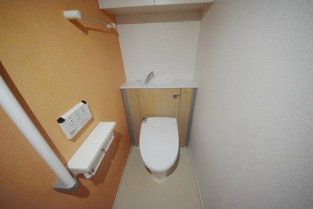 物件内観写真12　(内観・共用部分)